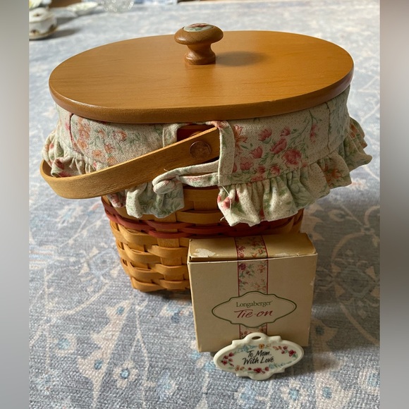 Longaberger Other - Longaberger Basket with Floral Liner and Wooden Lid